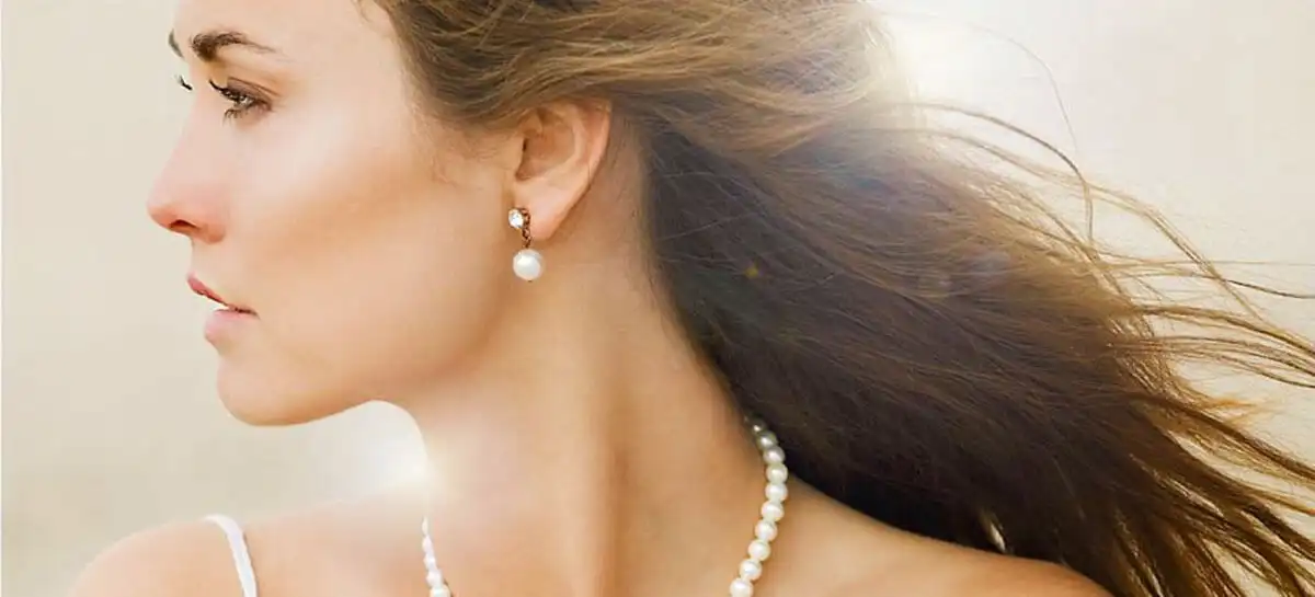 pearl earrings